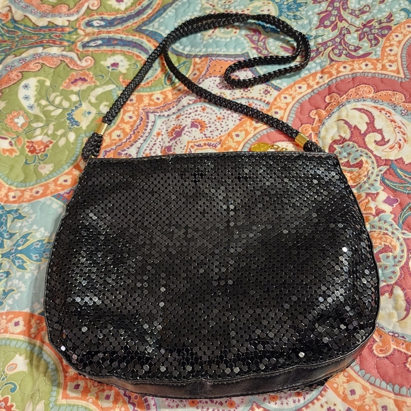 AE Black Metal Mesh Cross Body Bag - Picture 2 of 10